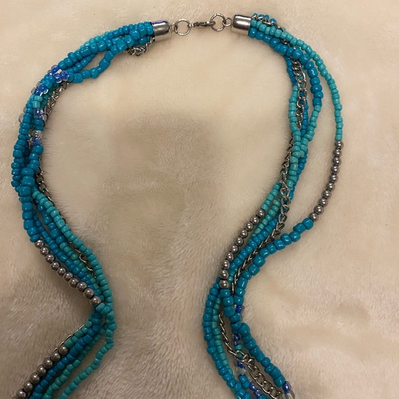 🌸 Turquoise and Silver Multi-Strand Necklace - Picture 5 of 8